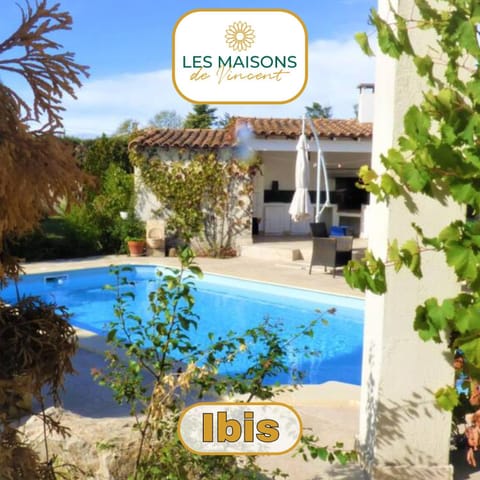 Ibis - villa avec piscine, jardin et parking Villa in Arles