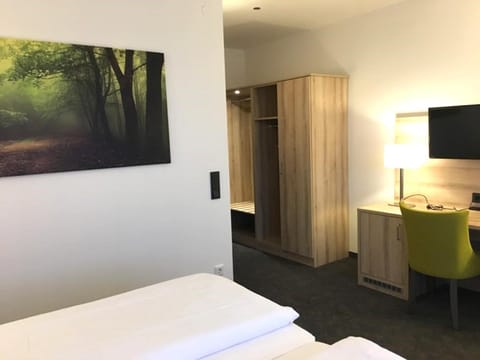 TV and multimedia, Photo of the whole room