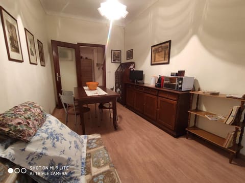 Ex Ostu Impero: vino, tartufo ed ospitalità Apartment in La Morra