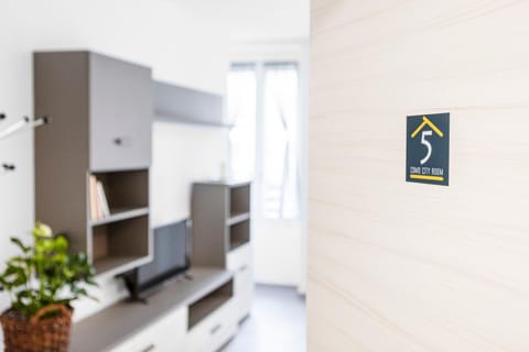 Logo/Certificate/Sign