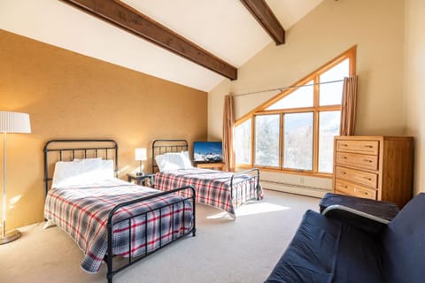 Breakaway West - Studio, 2,3 Bedrooms by Vail Realty Apartment in Vail