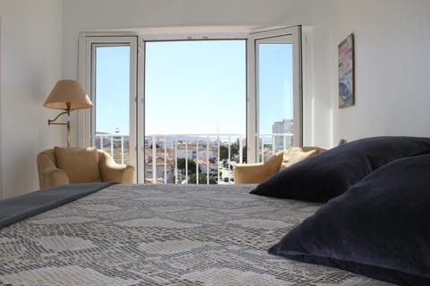 Photo of the whole room, City view, Sea view