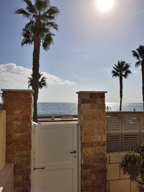 Facade/entrance, Lobby or reception