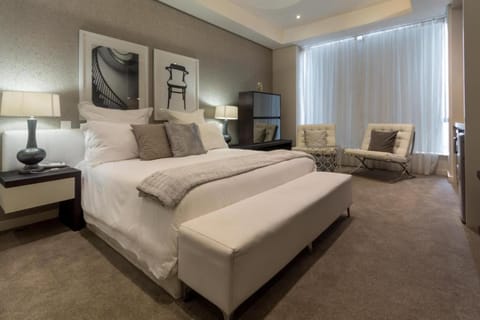 Bed, Photo of the whole room, Dining area, Bedroom