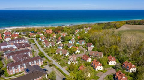 Ferienhaussiedlung Strandperlen Sanddornhof 5b (Typ V) House in Wustrow
