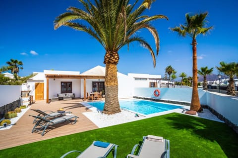 Garden, Swimming pool