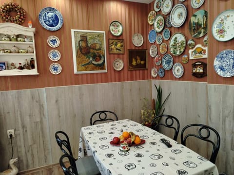 Семеен Хотел Старият град Hotel in Dolj County, Romania