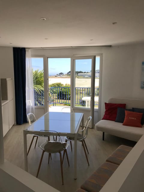 Duplex 6 pers piscine et vue mer Apartment in Trévou-Tréguignec