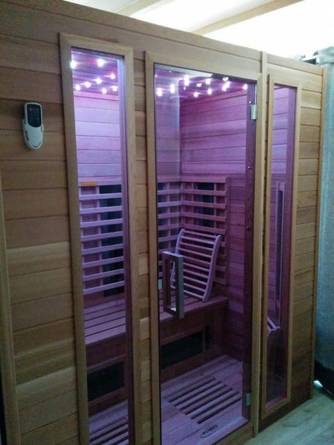 Sauna, Spa and wellness centre/facilities, Internal: Not applicable to any particular room