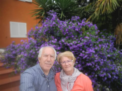 People, Garden view