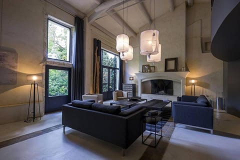 MAS SAINT GEORGES DE L'ORATOIRE Villa in Avignon