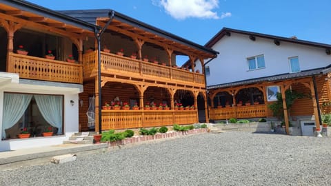 Property building, Day