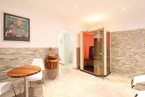 Activities, Sauna, Entertainment