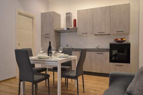 Kitchen or kitchenette, Living room, Seating area, Dining area, air conditioner
