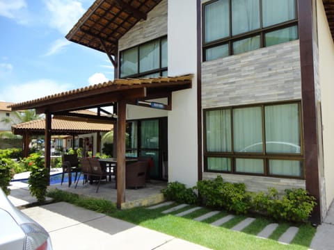 Property building, Patio, Swimming pool