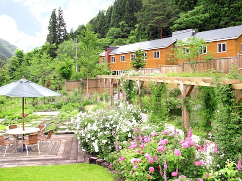 Property building, Garden