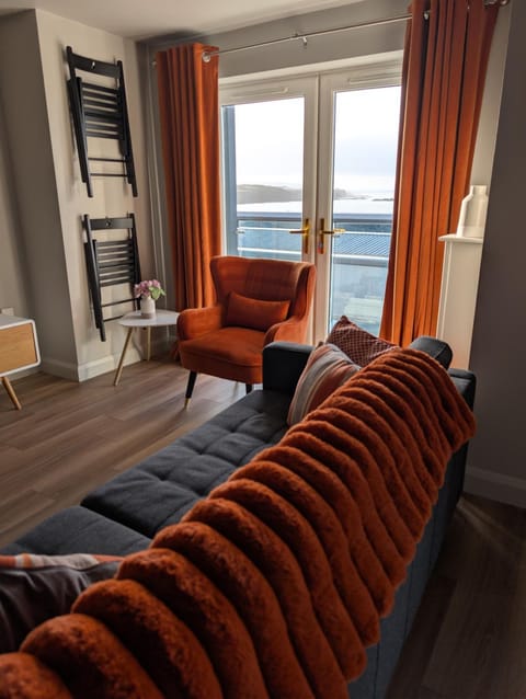 In the heart of Portrush - Balcony with Sea Views Apartment in Portrush