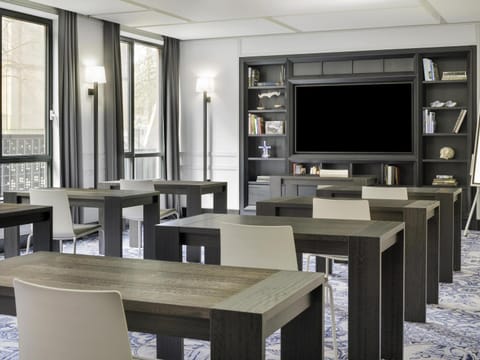 Meeting/conference room