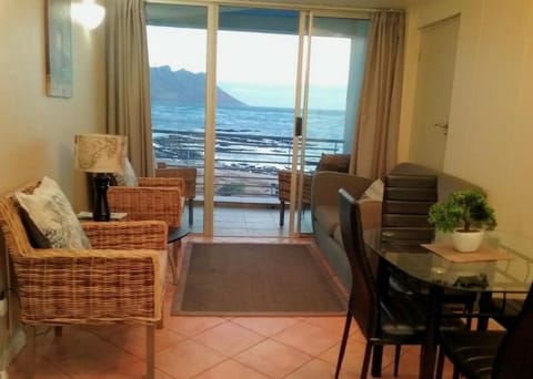 Living room, Sea view
