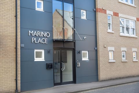 Property building, Facade/entrance