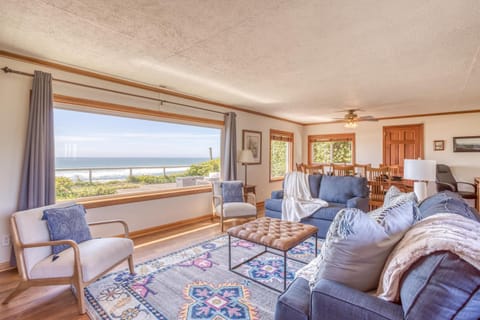 Hidden Inlet House in Devils Lake