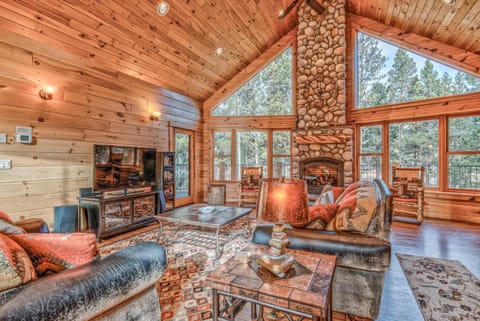 Crane - Unit 6 House in Three Rivers