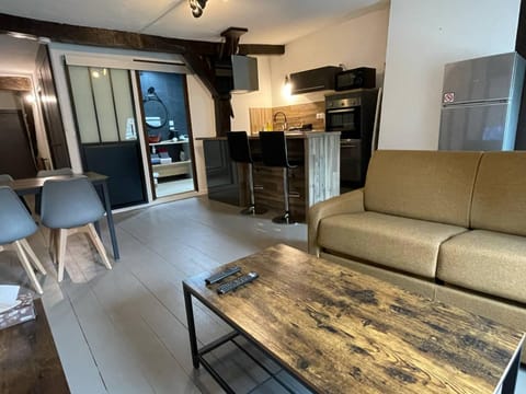 Appartements chez Delphine et Guillaume au coeur de Semur en Auxois Apartment in Bourgogne-Franche-Comté