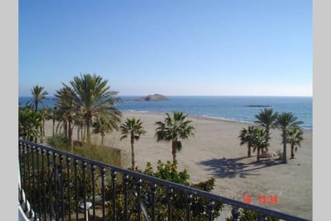 Nearby landmark, Off site, Natural landscape, Solarium, Beach, Sea view