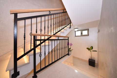 APARTMANI PETRA Bed and Breakfast in Zadar County