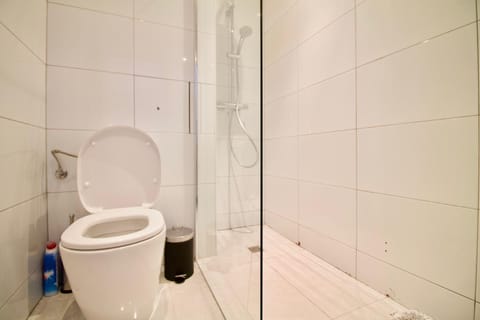 Amazing & cosy studio perfect location 'Stephanie-Louise area' Apartment in Saint-Gilles