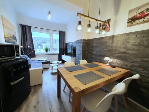 Living room, Seating area, Dining area