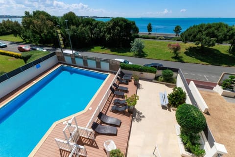 Sea view, Swimming pool