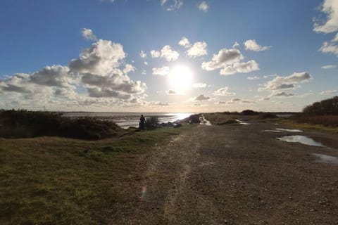 Unique, cosy, Lake District artist hideaway - 5 bd House in Barrow-in-Furness District