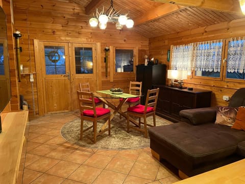 Ostsee Jägerhütte am Waldesrand mit Sauna Apartment in Mecklenburg-Vorpommern, Germany