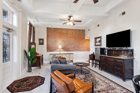 Maison Pierre Lafitte Hotel in French Quarter