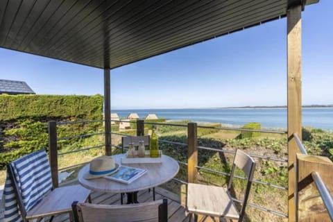 View (from property/room), Balcony/Terrace, Sea view