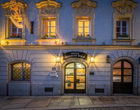 Facade/entrance, Off site, Night, Summer
