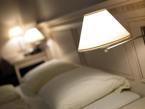 Bed, Decorative detail
