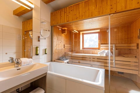 Shower, Sauna, Bathroom