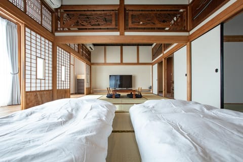 Living room, Bedroom