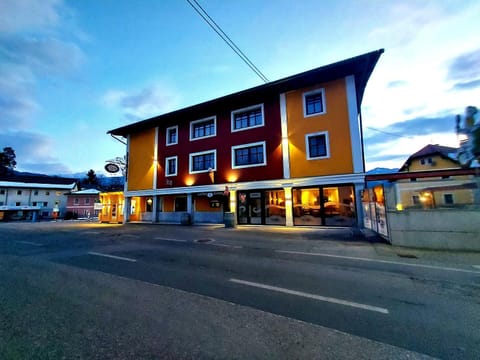 Property building, Day, Location