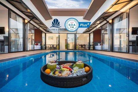 Pool view, Swimming pool