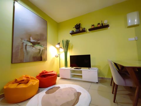 Communal lounge/ TV room, TV and multimedia, Living room, Photo of the whole room, Seating area