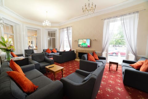 Communal lounge/ TV room, TV and multimedia, Lounge or bar, Seating area
