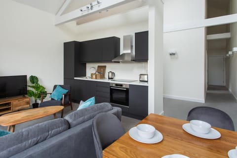 Living room, Dining area, kitchen
