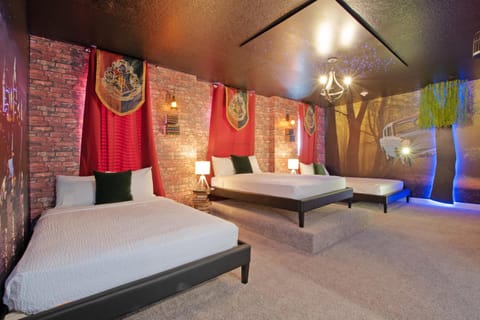 Private PoolSpa GameRoom near WDW Sleeps 25 House in Kissimmee