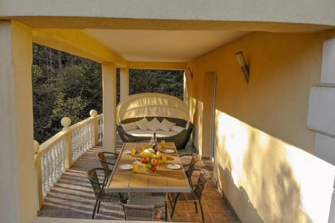 Day, View (from property/room), Balcony/Terrace, Seating area