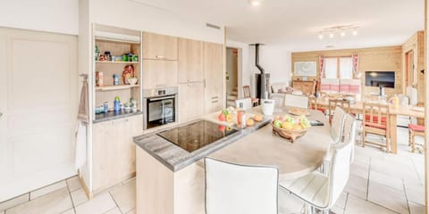 Chalet Le Serac - Chalets pour 10 Personnes MAE-3287 Chalet in Champagny-en-Vanoise