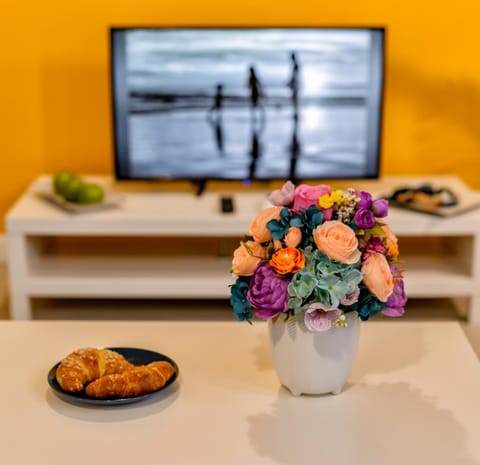 TV and multimedia, Decorative detail