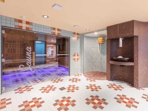 Steam room, Spa and wellness centre/facilities